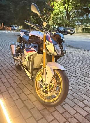 BMW S 1000 R BMW S 1000 R